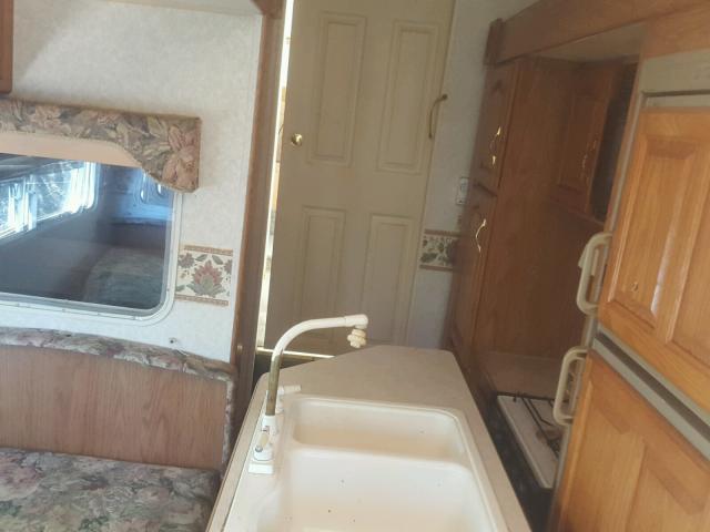 4YDF2622121203219 - 2002 KEYSTONE SPRINTER თეთრი ფოტო 5