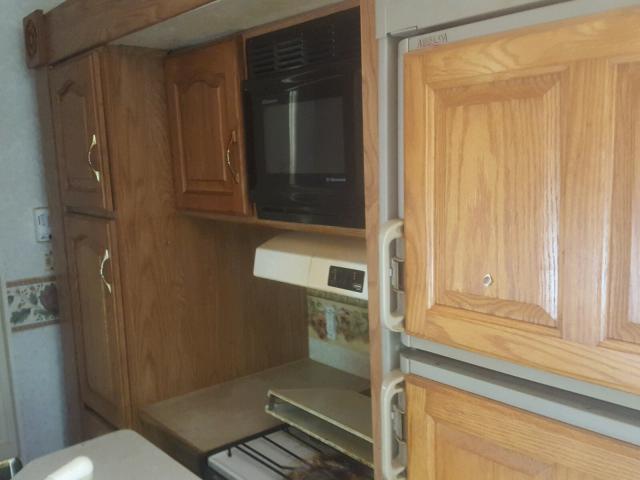 4YDF2622121203219 - 2002 KEYSTONE SPRINTER თეთრი ფოტო 8