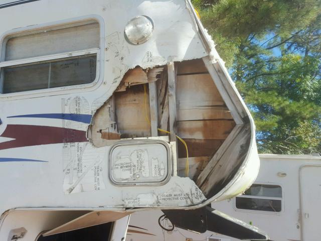 4YDF2622121203219 - 2002 KEYSTONE SPRINTER WHITE photo 9