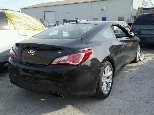 KMHHT6KJ2FU130622 - 2015 HYUNDAI GENESIS CO BLACK photo 4