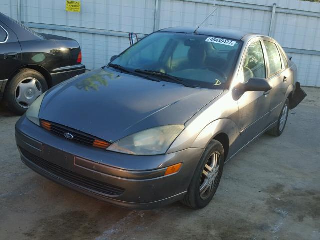 1FAFP34P63W317609 - 2003 FORD FOCUS SE GRAY photo 2