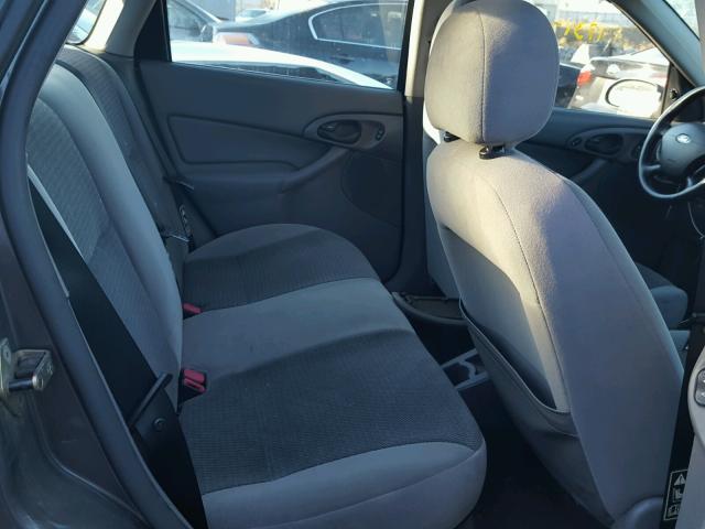 1FAFP34P63W317609 - 2003 FORD FOCUS SE GRAY photo 6