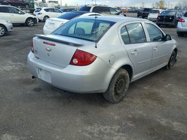 1G1AL55F877280461 - 2007 CHEVROLET COBALT LT SILVER photo 4