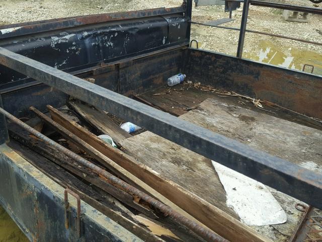 ST499624SPLA - 1998 UTILITY TRAILER BLACK photo 10