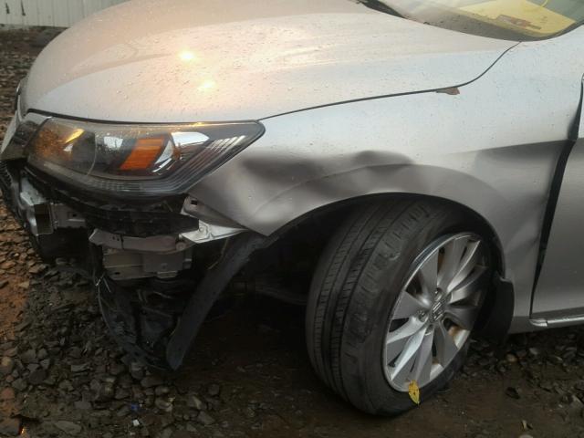 1HGCR2F83DA065759 - 2013 HONDA ACCORD EXL SILVER photo 9