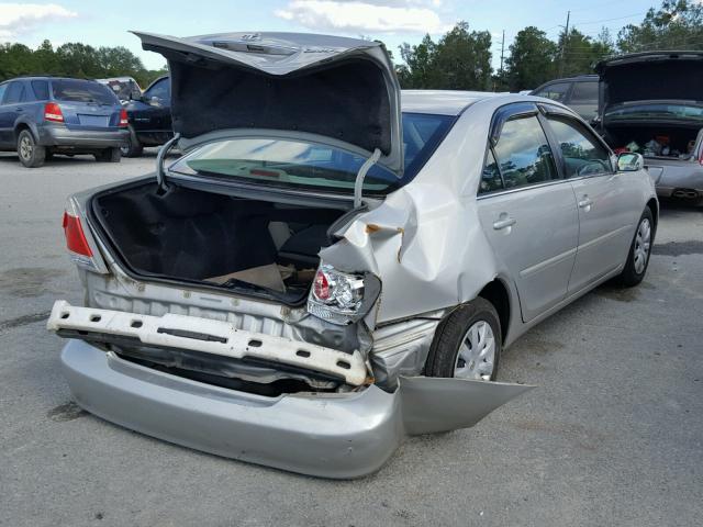 4T1BE32K65U421971 - 2005 TOYOTA CAMRY LE SILVER photo 4