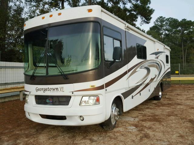 1F6NF53Y870A00148 - 2007 FORD F550 SUPER WHITE photo 2