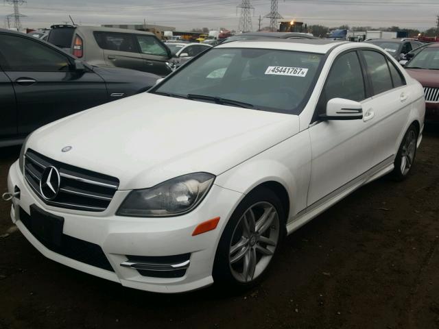 WDDGF8AB6EG251380 - 2014 MERCEDES-BENZ C 300 4MAT WHITE photo 2