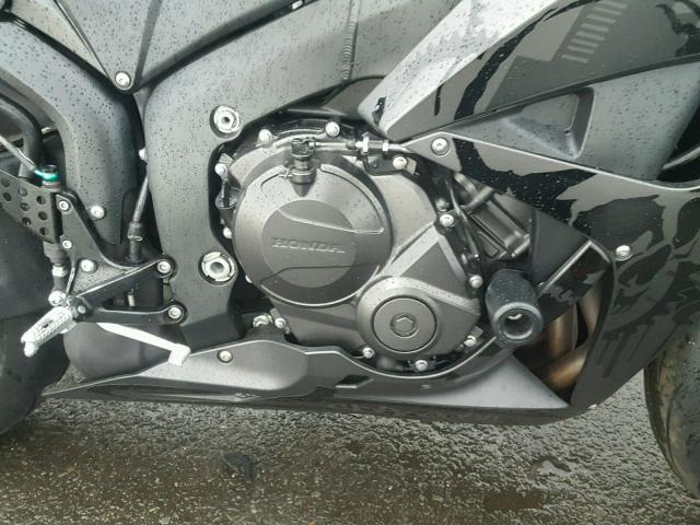 JH2PC40488M102089 - 2008 HONDA CBR600 RR BLACK photo 7