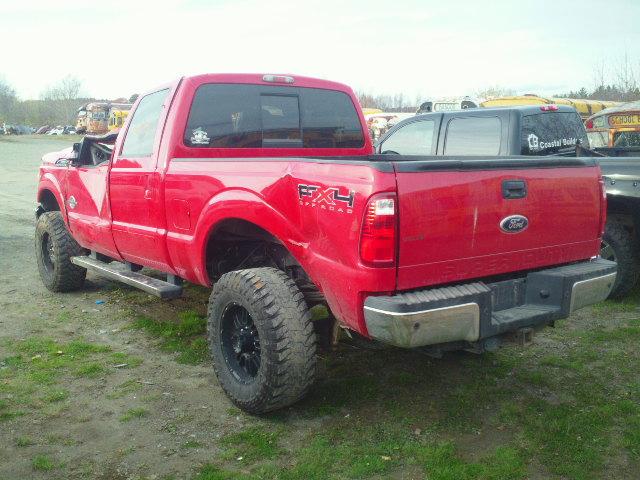 1FT7W2BTXBEC85618 - 2011 FORD F250 SUPER RED photo 3