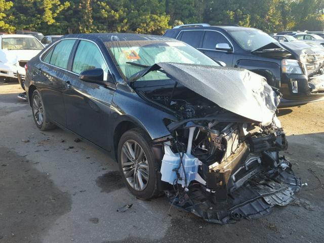 4T1BF1FK6GU267129 - 2016 TOYOTA CAMRY LE შავი ფოტო 1