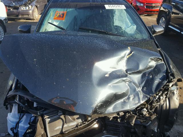 4T1BF1FK6GU267129 - 2016 TOYOTA CAMRY LE შავი ფოტო 7