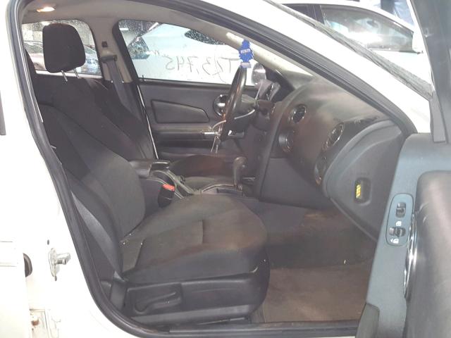 2G2WP552761279168 - 2006 PONTIAC GRAND PRIX WHITE photo 5