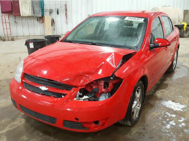 1G1AL52F157638775 - 2005 CHEVROLET COBALT LS RED photo 2