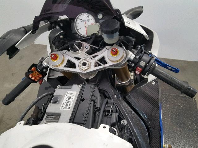 WB105340XCZL16418 - 2012 BMW S 1000 RR TWO TONE photo 8