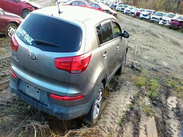 KNDPBCAC4G7834910 - 2016 KIA SPORTAGE L BLUE photo 4