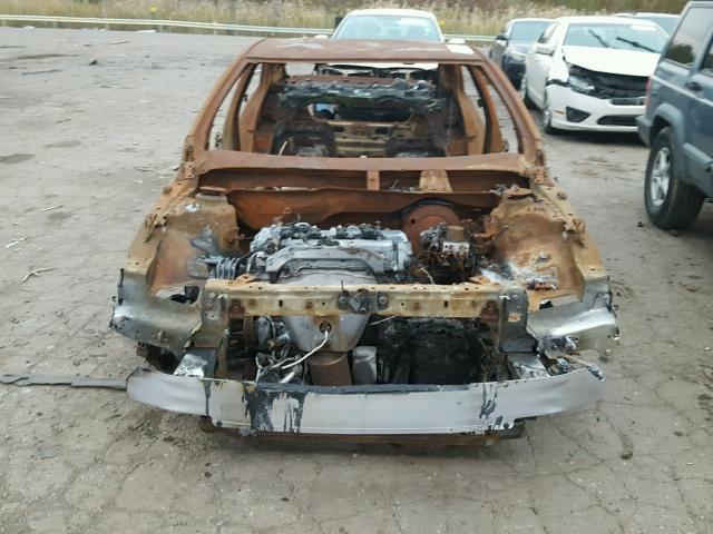 1G11B5SAXDF352595 - 2013 CHEVROLET MALIBU LS 银色 照片 10