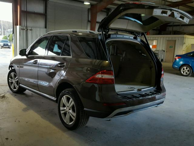 4JGDA5HB6CA056925 - 2012 MERCEDES-BENZ ML 350 4MA BROWN photo 3