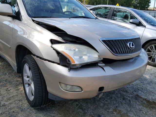 2T2GK31U87C011240 - 2007 LEXUS RX350 GOLD photo 9