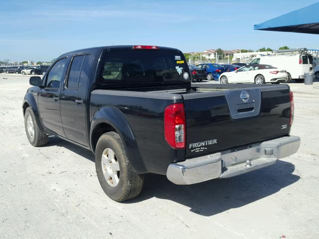 1N6AD07U66C467672 - 2006 NISSAN FRONTIER BLACK photo 3