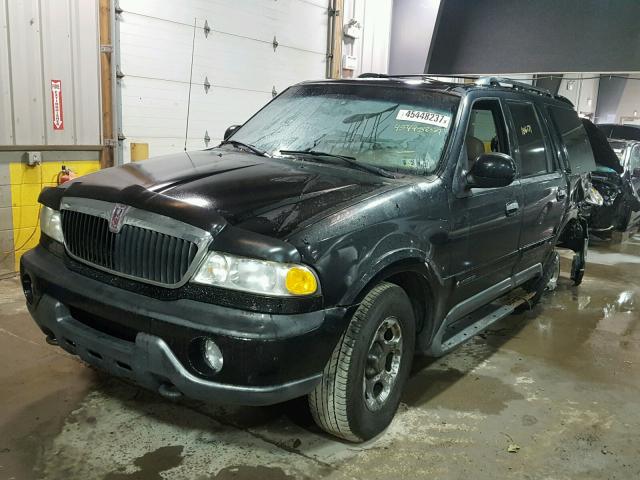 5LMPU28L2WLJ52150 - 1998 LINCOLN NAVIGATOR BLACK photo 2