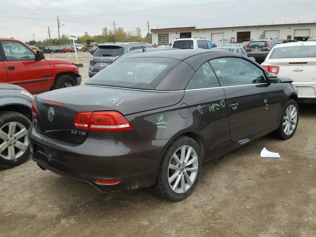 WVWBW7AH5CV002385 - 2012 VOLKSWAGEN EOS GRAY photo 4