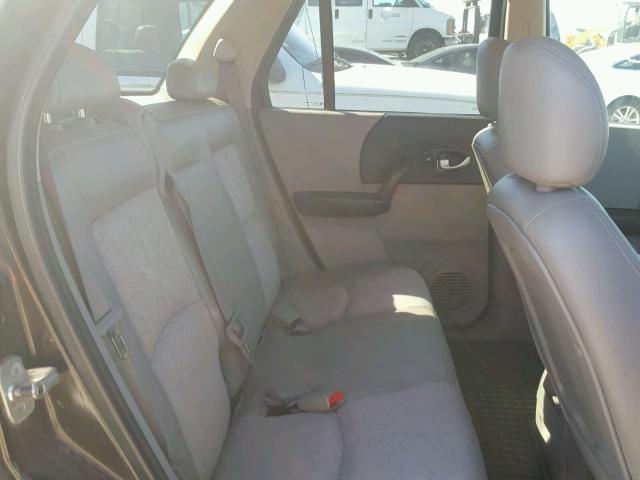 5GZCZ63475S853395 - 2005 SATURN VUE GRAY photo 6