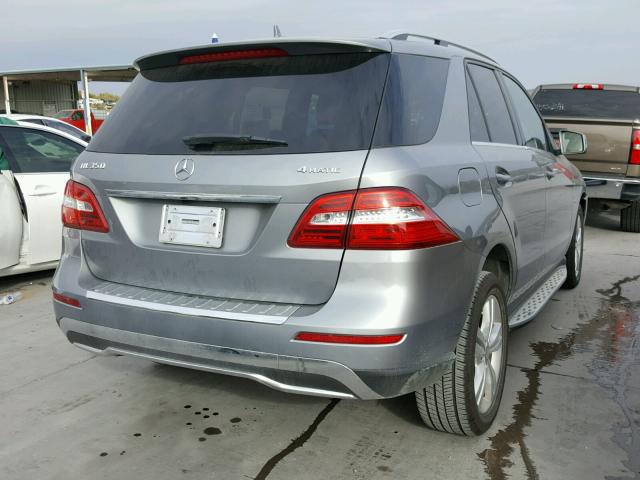 4JGDA5HB4CA042392 - 2012 MERCEDES-BENZ ML 350 4MA SILVER photo 4