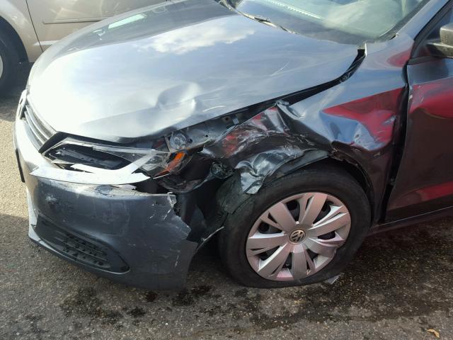 3VW2K7AJ6CM324992 - 2012 VOLKSWAGEN JETTA BASE 灰色 照片 9