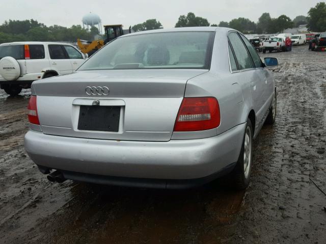 WAUED28D2XA264853 - 1999 AUDI A4 2.8 QUA GRAY photo 4