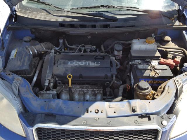 KL1TD66E09B318572 - 2009 CHEVROLET AVEO LS BLUE photo 7