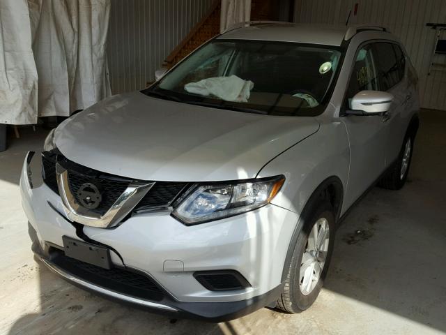 KNMAT2MT7GP676779 - 2016 NISSAN ROGUE S SILVER photo 2