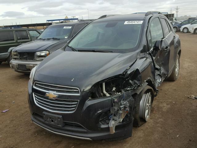 3GNCJRSB9FL241703 - 2015 CHEVROLET TRAX 1LT BLACK photo 2