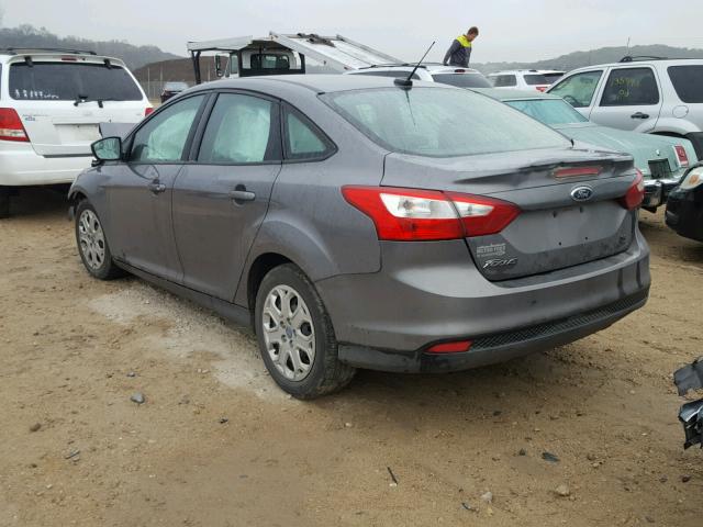 1FAHP3F2XCL132362 - 2012 FORD FOCUS SE GRAY photo 3