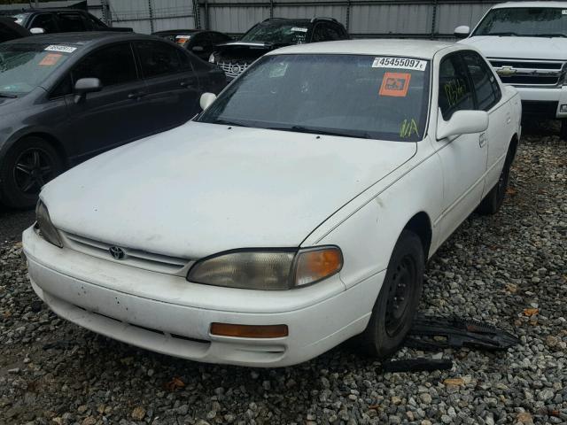 4T1SK12E9SU649269 - 1995 TOYOTA CAMRY LE WHITE photo 2