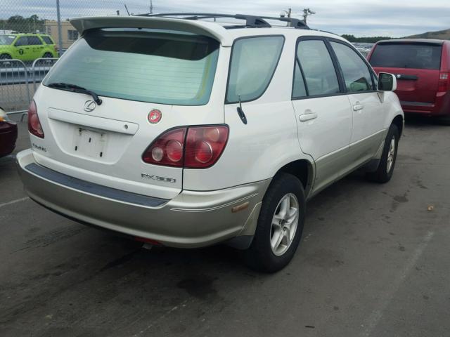 JT6HF10U9Y0132428 - 2000 LEXUS RX 300 WHITE photo 4