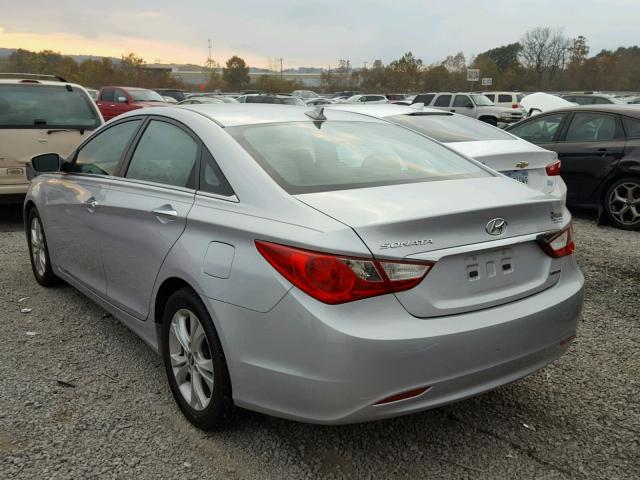 5NPEC4AC4DH520790 - 2013 HYUNDAI SONATA SE SILVER photo 3