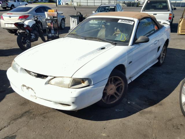 1FAFP45X0WF145022 - 1998 FORD MUSTANG GT WHITE photo 2