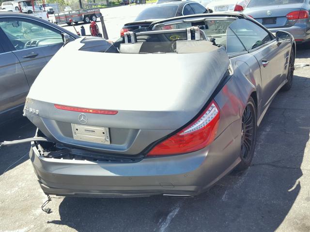 WDDJK7DA3DF009505 - 2013 MERCEDES-BENZ SL 550 GRAY photo 4