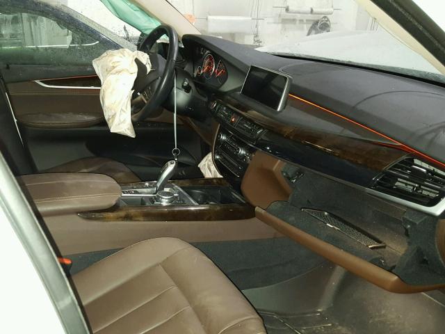 5UXKR0C58F0K63379 - 2015 BMW X5 XDRIVE3 WHITE photo 5