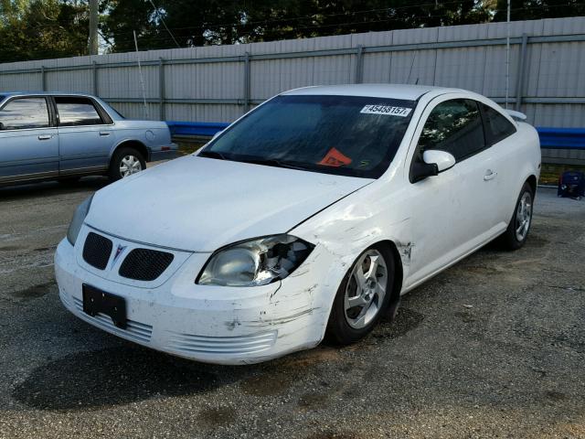 1G2AS18H697182956 - 2009 PONTIAC G5 WHITE photo 2