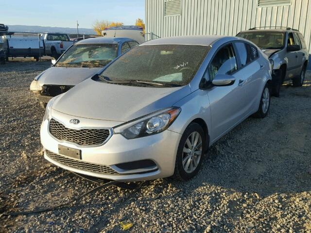 KNAFX4A65F5416117 - 2015 KIA FORTE LX SILVER photo 2