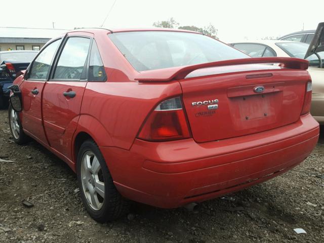 1FAHP34N27W340009 - 2007 FORD FOCUS ZX4 RED photo 3