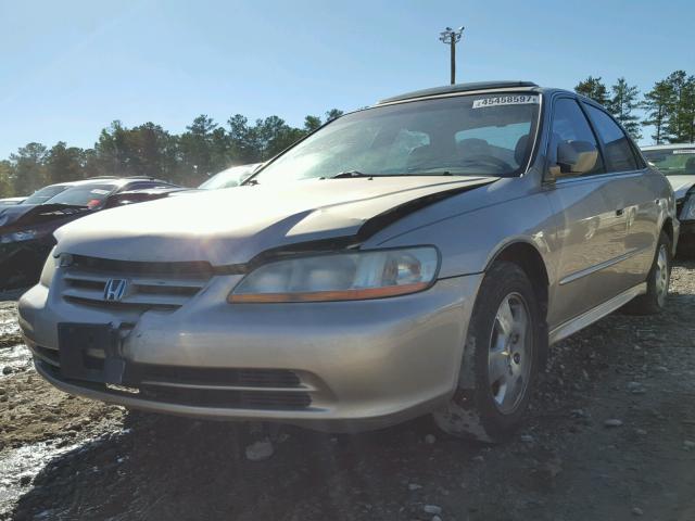 1HGCG16562A026473 - 2002 HONDA ACCORD GOLD photo 2