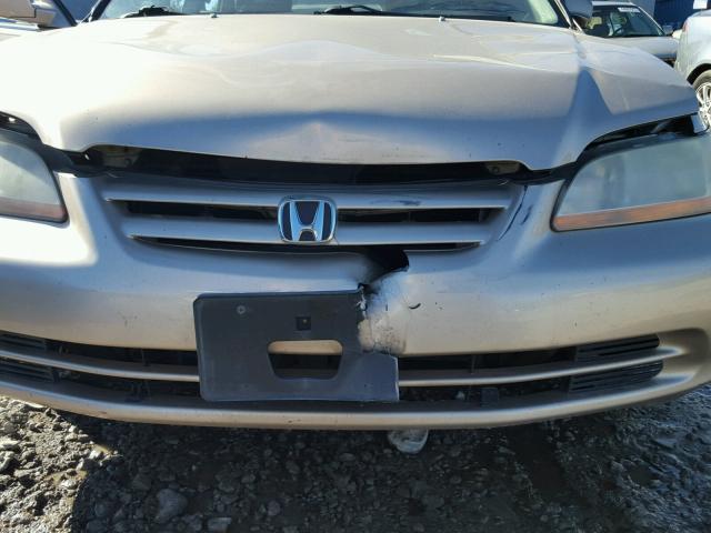 1HGCG16562A026473 - 2002 HONDA ACCORD GOLD photo 9