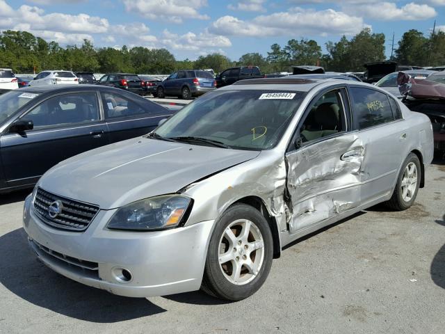 1N4AL11D35C354383 - 2005 NISSAN ALTIMA SILVER photo 2