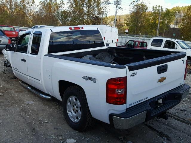 1GCRKSE76DZ132622 - 2013 CHEVROLET SILVERADO WHITE photo 3