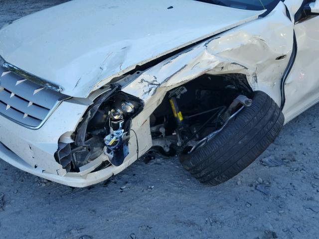 1G6DW677250152779 - 2005 CADILLAC STS CREAM photo 9