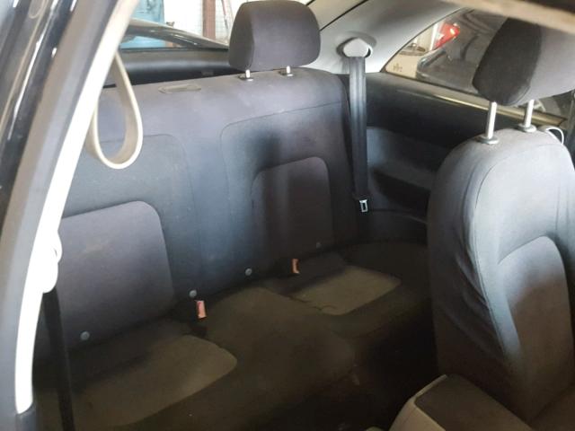 3VWCK21C44M400753 - 2004 VOLKSWAGEN NEW BEETLE 黑色 照片 6