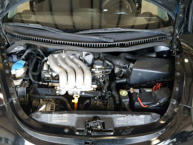 3VWCK21C44M400753 - 2004 VOLKSWAGEN NEW BEETLE 黑色 照片 7